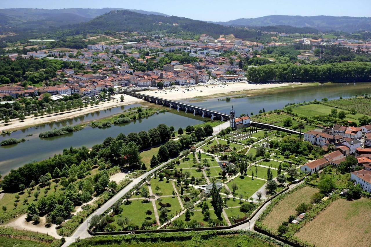 Apart. Av. António Feijó Ponte de Lima Exterior foto